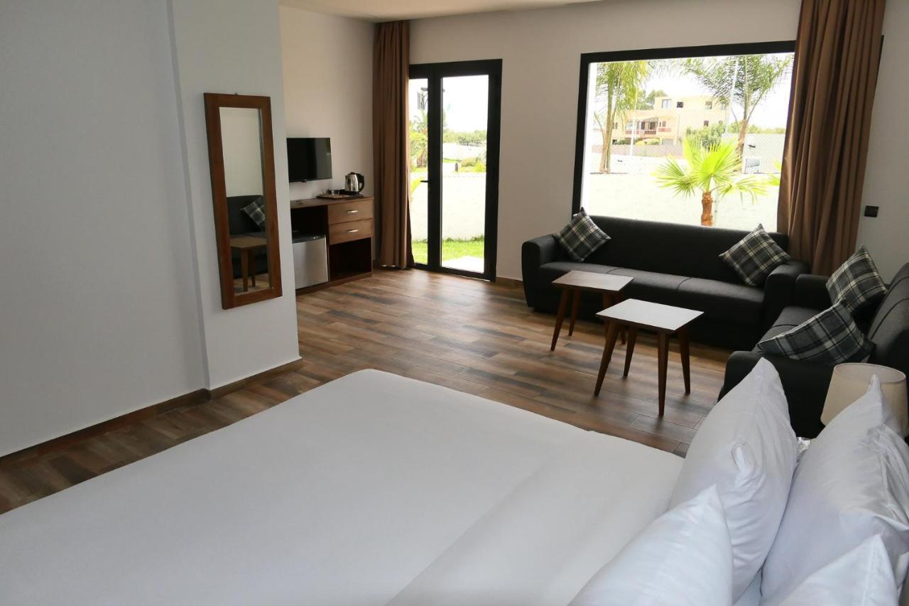 Hotel Corail De Cabo Cabo Negro Exterior photo